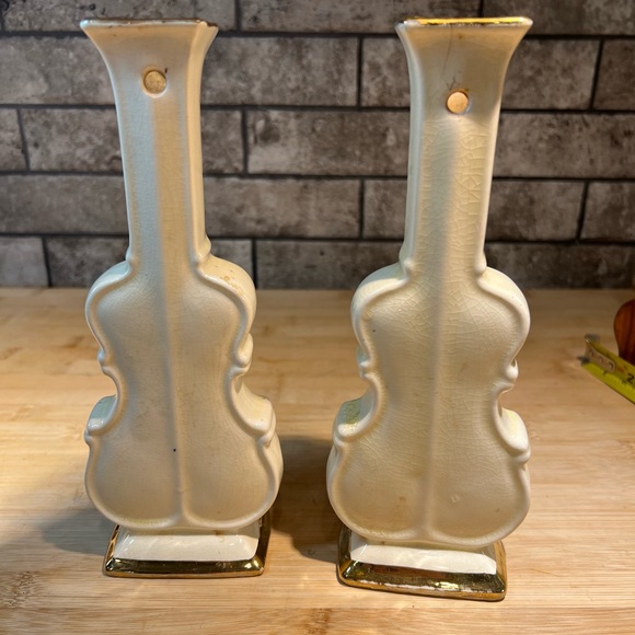 Pair of Vintage Goldra E. Palestine Mid-century Violin 9” Vases / Wall Pockets - Picture 2 of 13